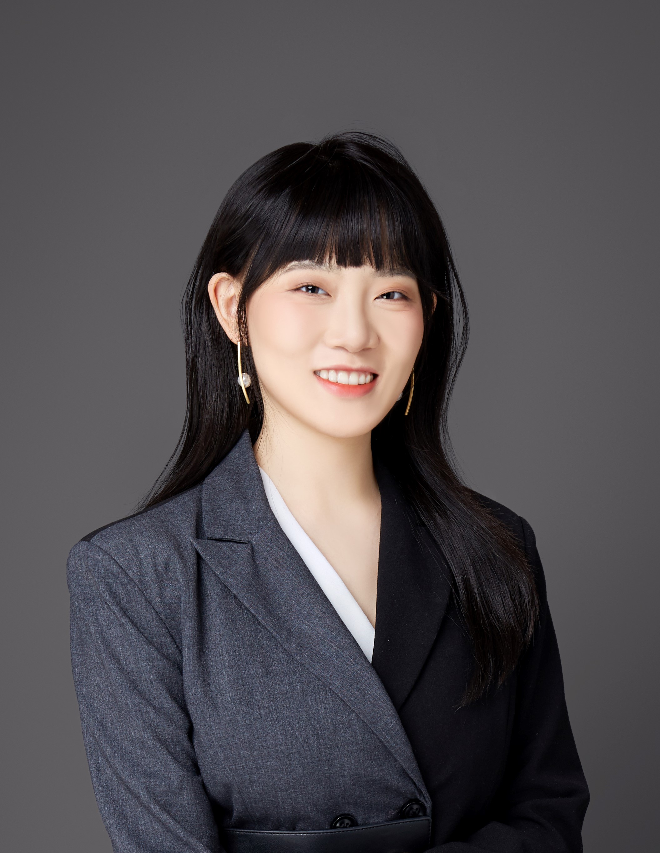 sherry 孙烯铷sherry 孙烯铷 资深导师从业4年学士美本顾问棕榈大道